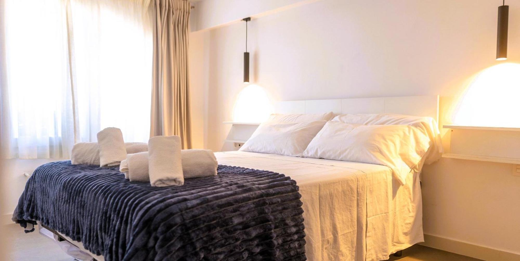 Suitur Beachfront Apartment Roc De Sant Gaieta Roda de Bará 外观 照片