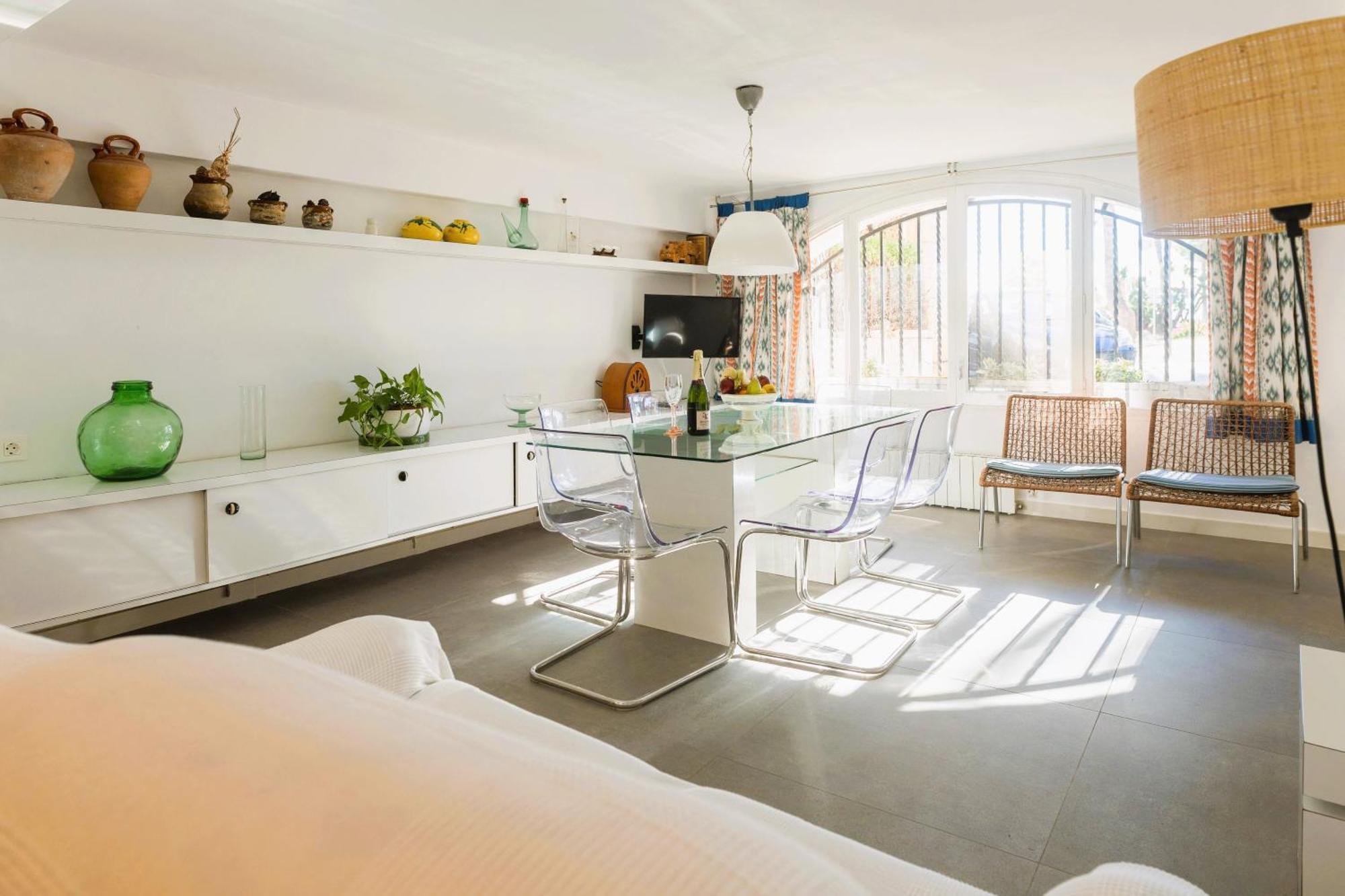 Suitur Beachfront Apartment Roc De Sant Gaieta Roda de Bará 外观 照片